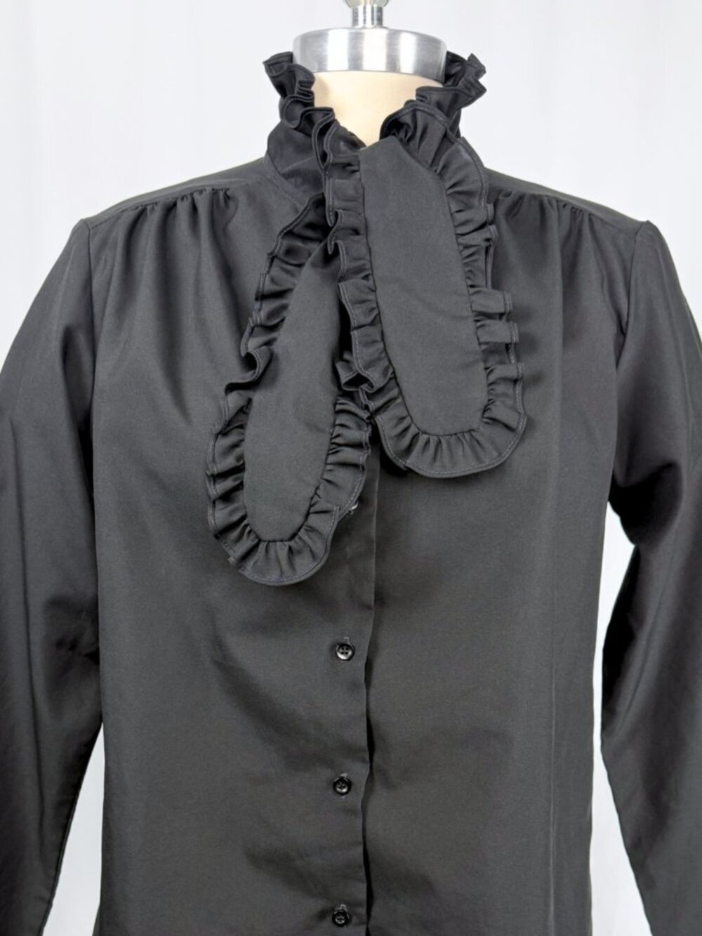 Vintage 1970s Lucky Winner Gothic Black Ruffle Vampire Dandy Blouse M